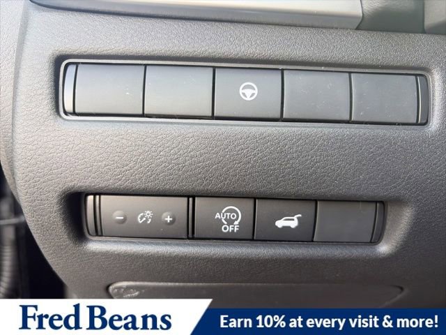 New 2026 Nissan Rogue Platinum image 18