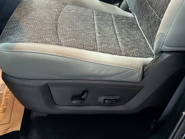 Used 2019 RAM 1500 Big Horn AWD/4WD image 19