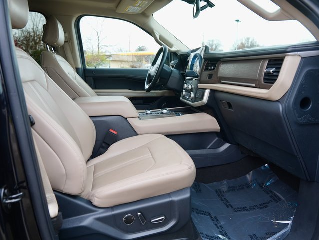 Used 2024 Ford Expedition Max Limited image 8