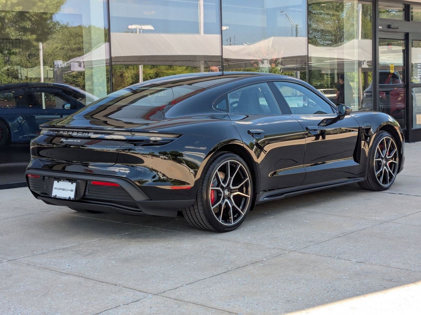 New 2026 Porsche Taycan 4S AWD/4WD image 9