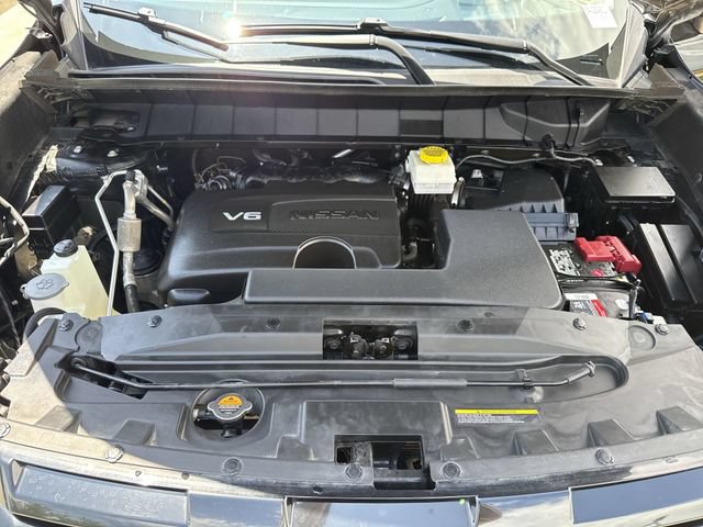 Used 2022 Nissan Pathfinder Platinum w/ Cargo Package FWD image 23
