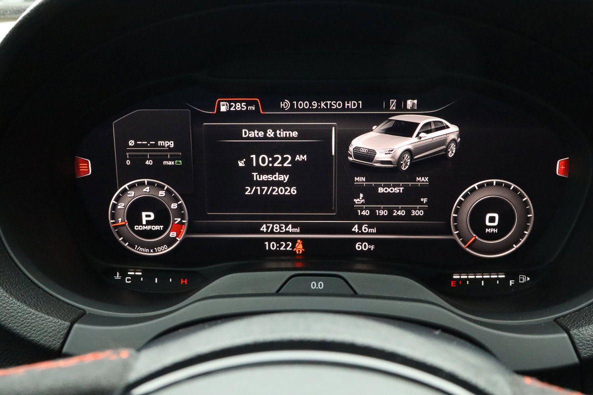 Used 2018 Audi RS 3 w/ Technology Package image 33