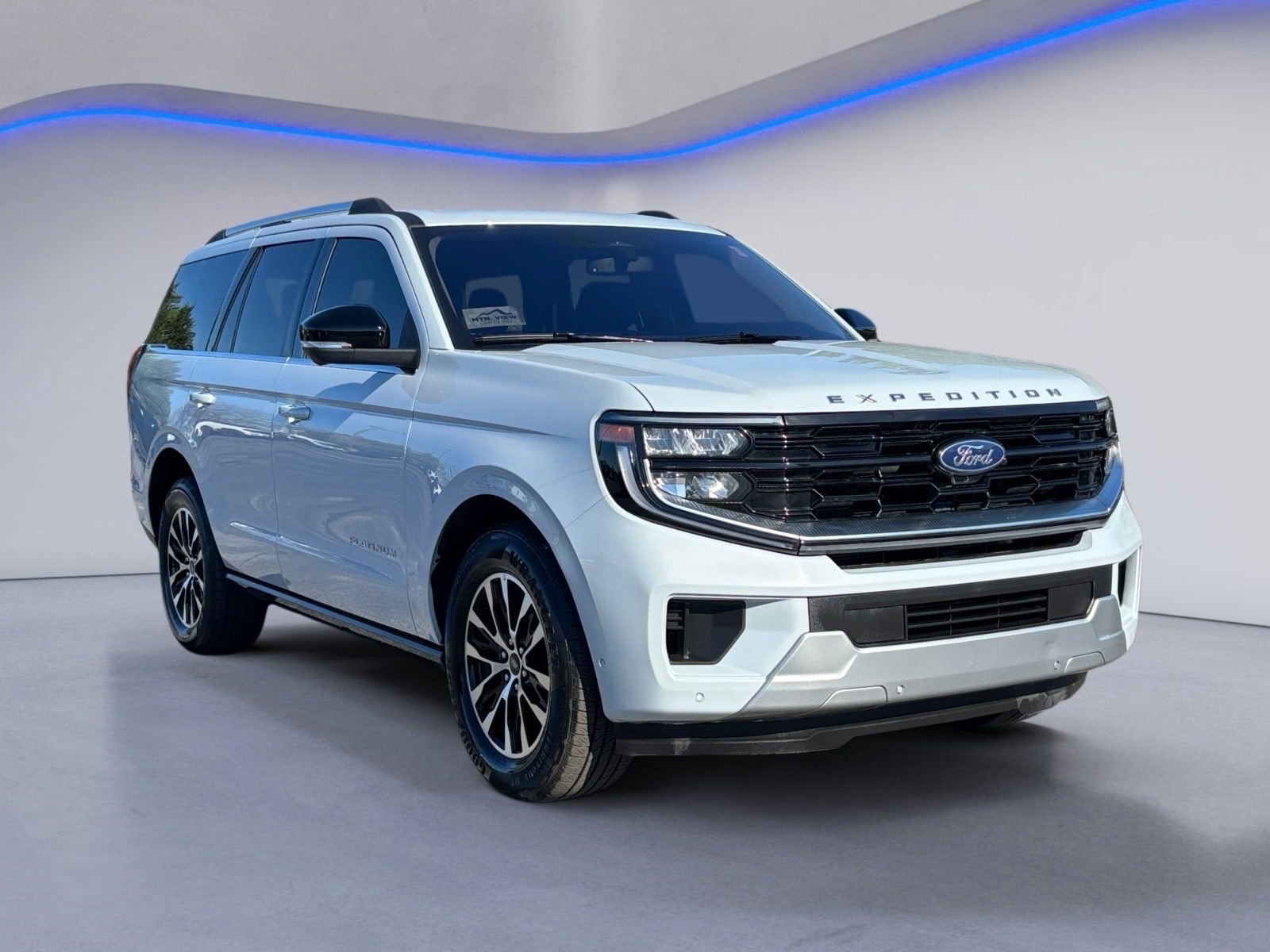 Used 2025 Ford Expedition Platinum image 10