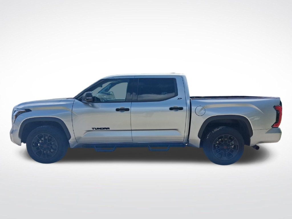 Used 2022 Toyota Tundra SR5 w/ Convenience Package RWD image 8