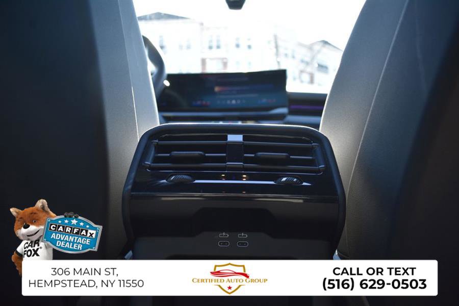 Used 2025 BMW 530i RWD image 31