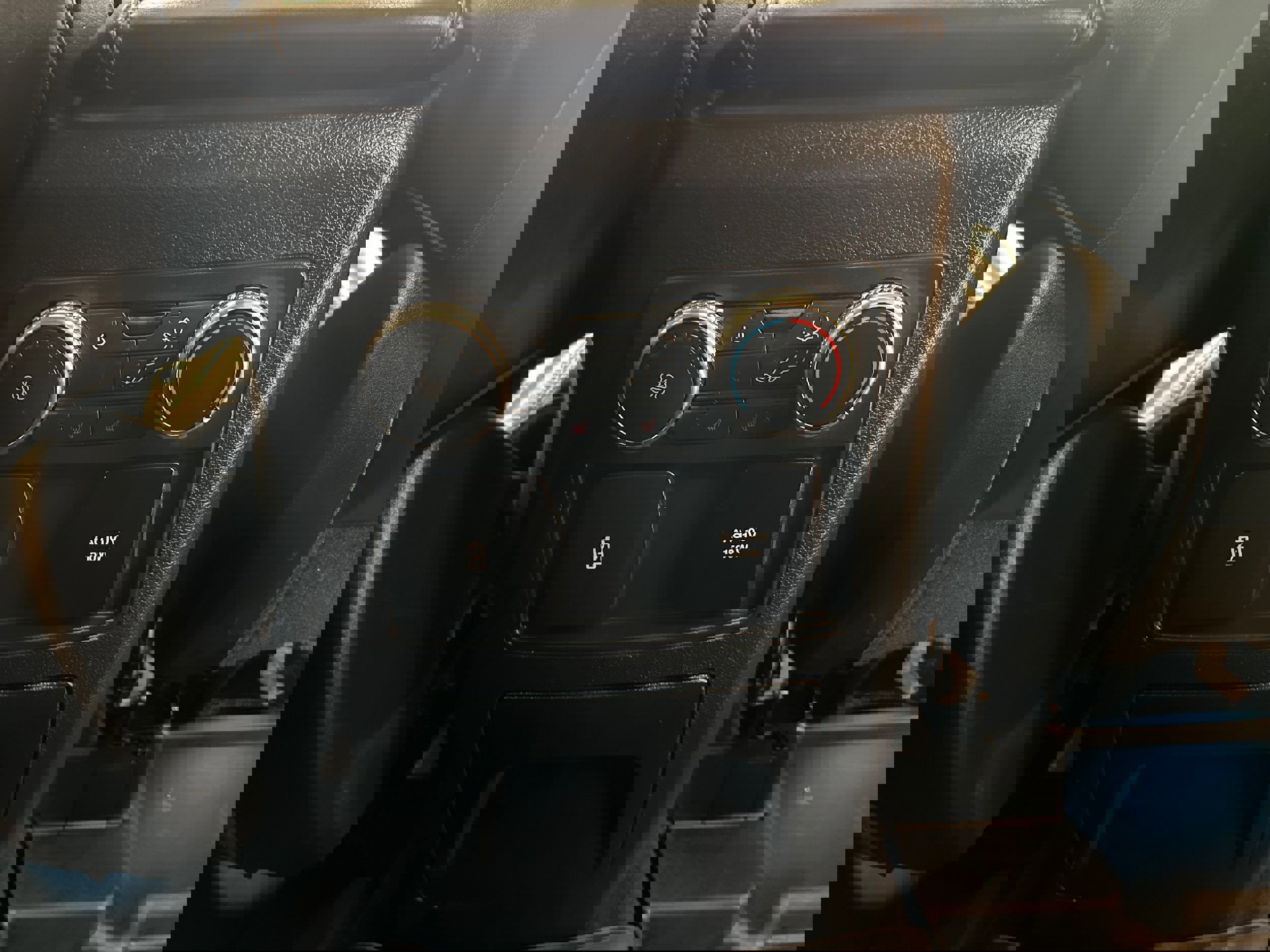 Used 2022 Ford Explorer Platinum w/ Equipment Group 601A image 15