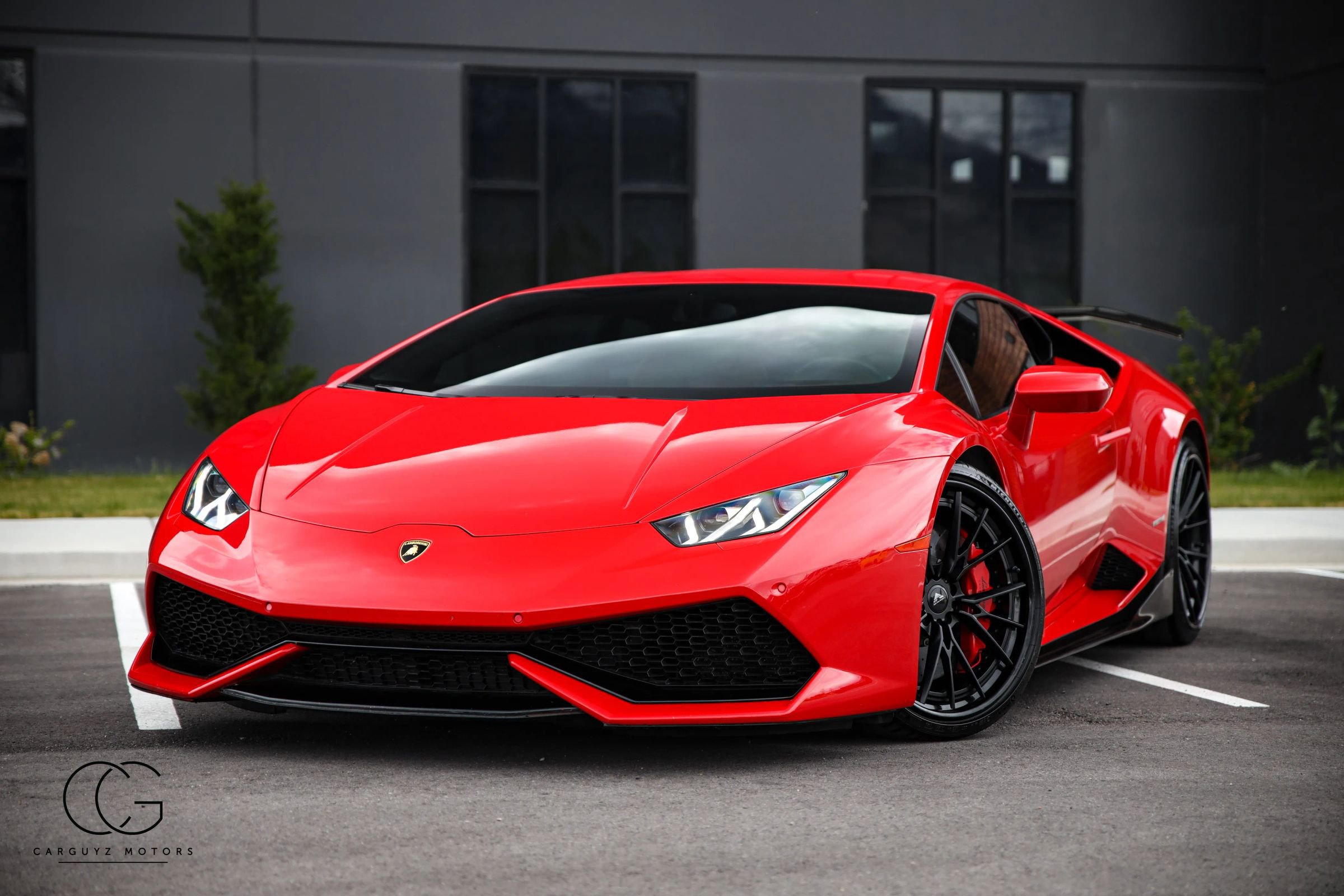 Used 2015 Lamborghini Huracan LP 610-4 AWD/4WD image 2