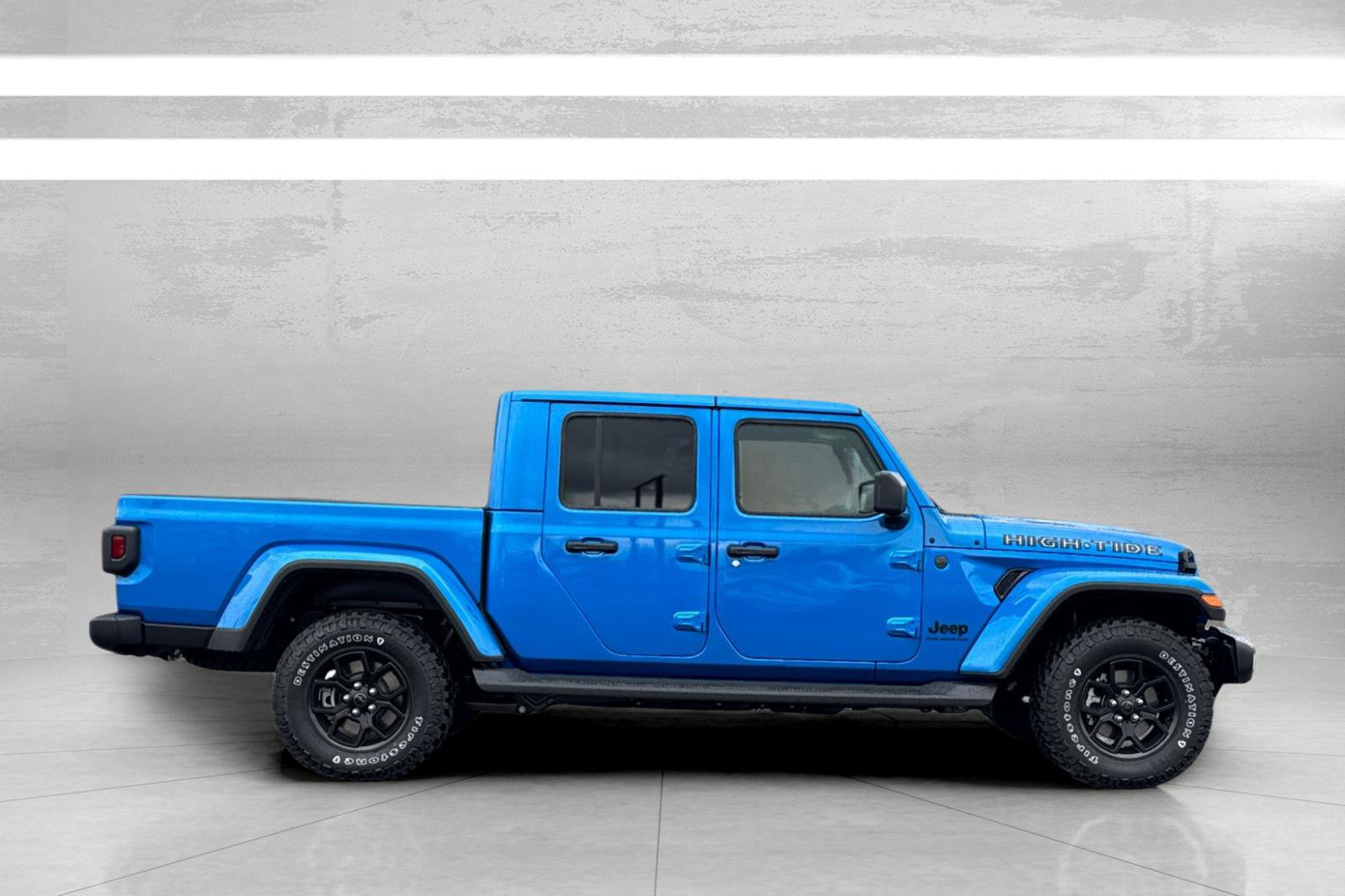 New 2025 Jeep Gladiator High Tide image 4