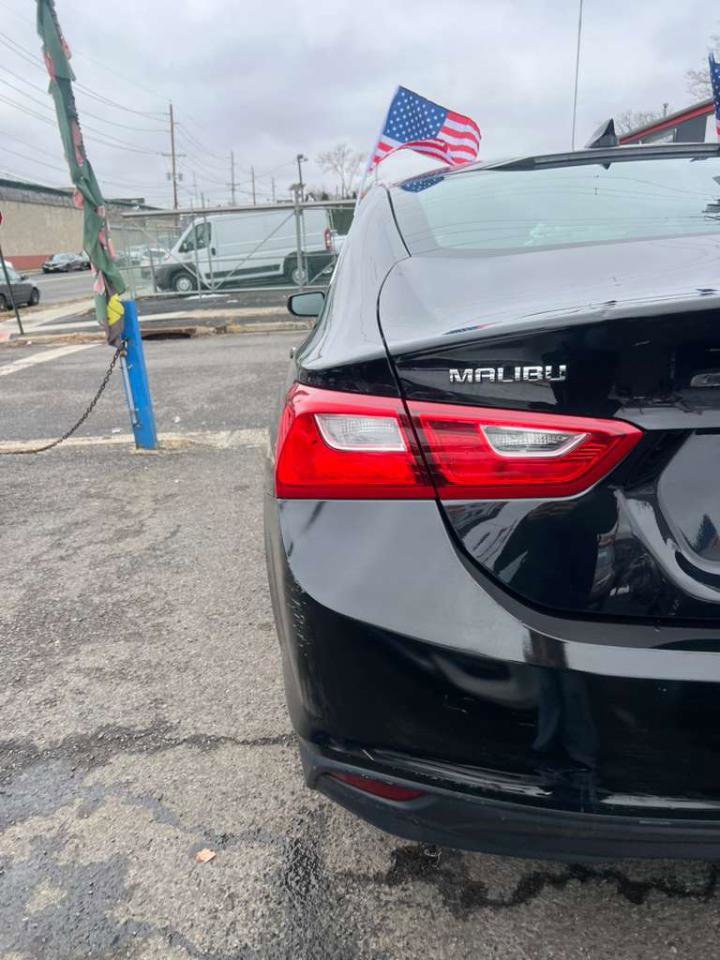 Used 2023 Chevrolet Malibu LT image 9