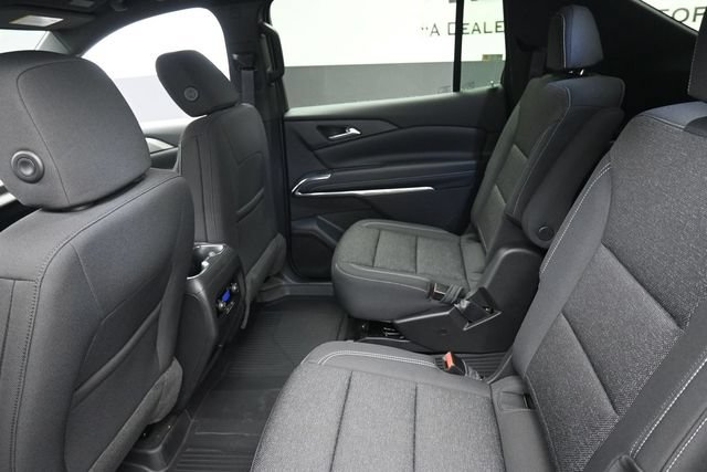 New 2027 Chevrolet Traverse LT w/ LPO, Floor Liner Package AWD/4WD image 10