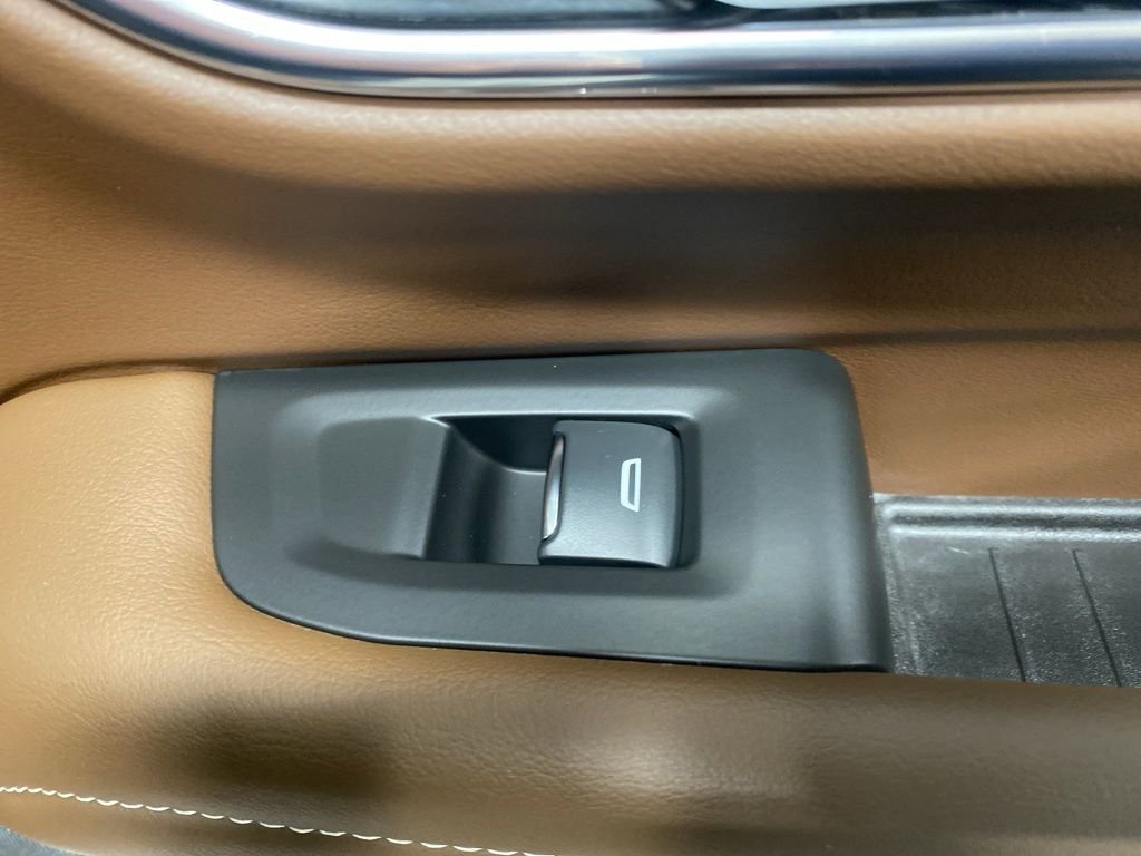 Used 2022 Chevrolet Tahoe High Country image 18