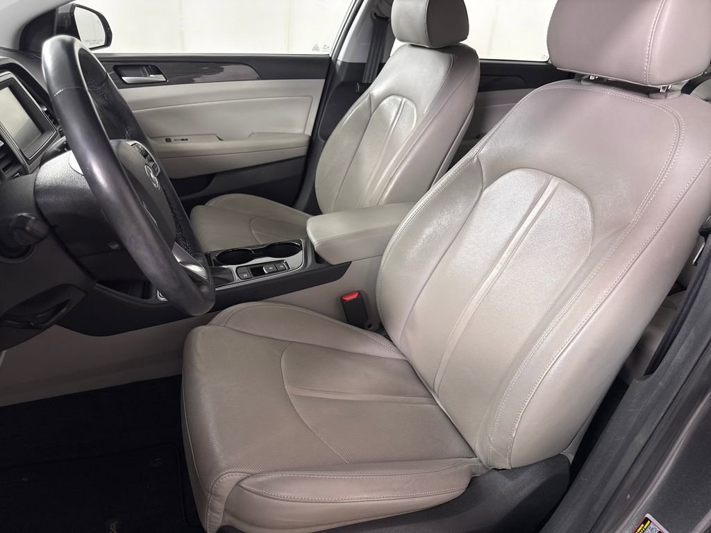 Used 2019 Hyundai Sonata Limited FWD image 11