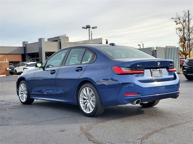 Used 2023 BMW 330i xDrive Sedan w/ Premium Package image 3
