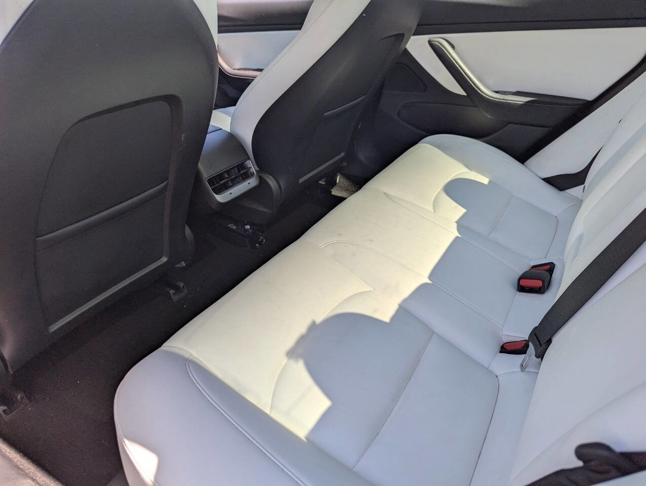 Used 2020 Tesla Model 3 Performance image 22