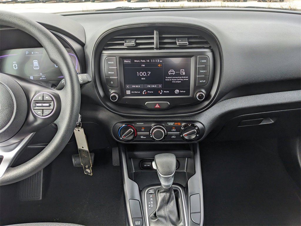 Certified 2025 Kia Soul LX image 17