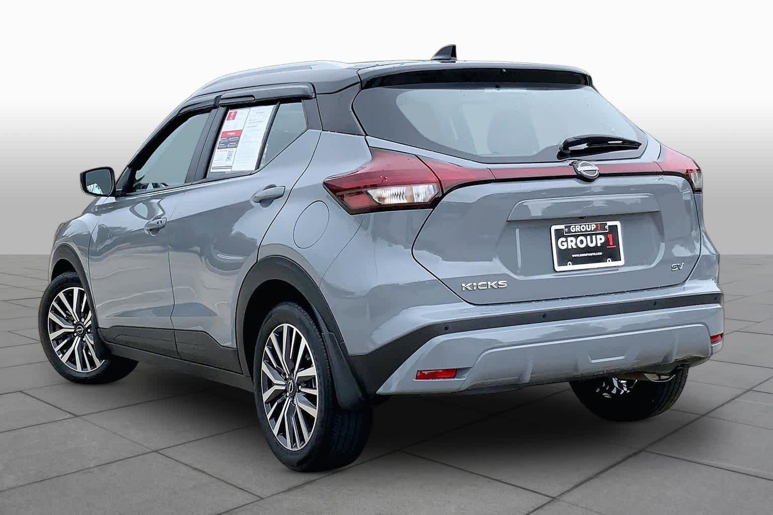 Used 2023 Nissan Kicks SV FWD image 12