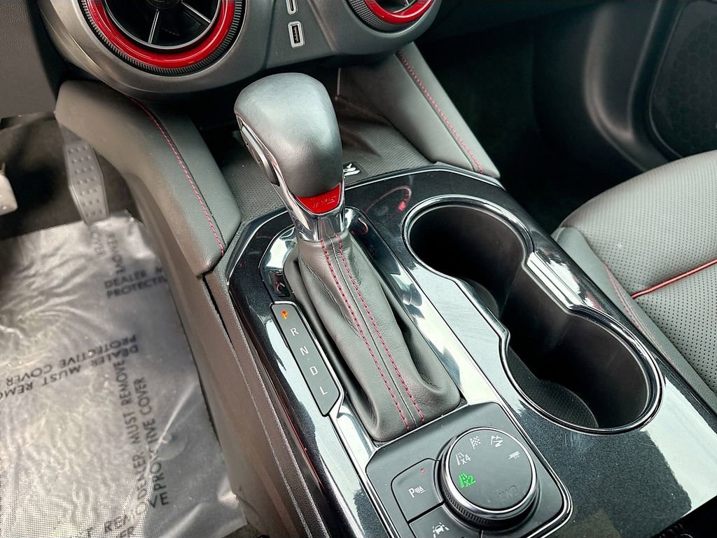 Used 2024 Chevrolet Blazer RS w/ Driver Confidence II Package image 17