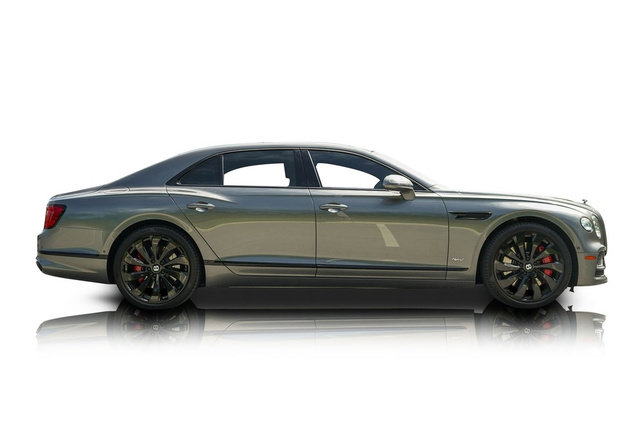 Used 2022 Bentley Flying Spur Plug-In Hybrid image 2