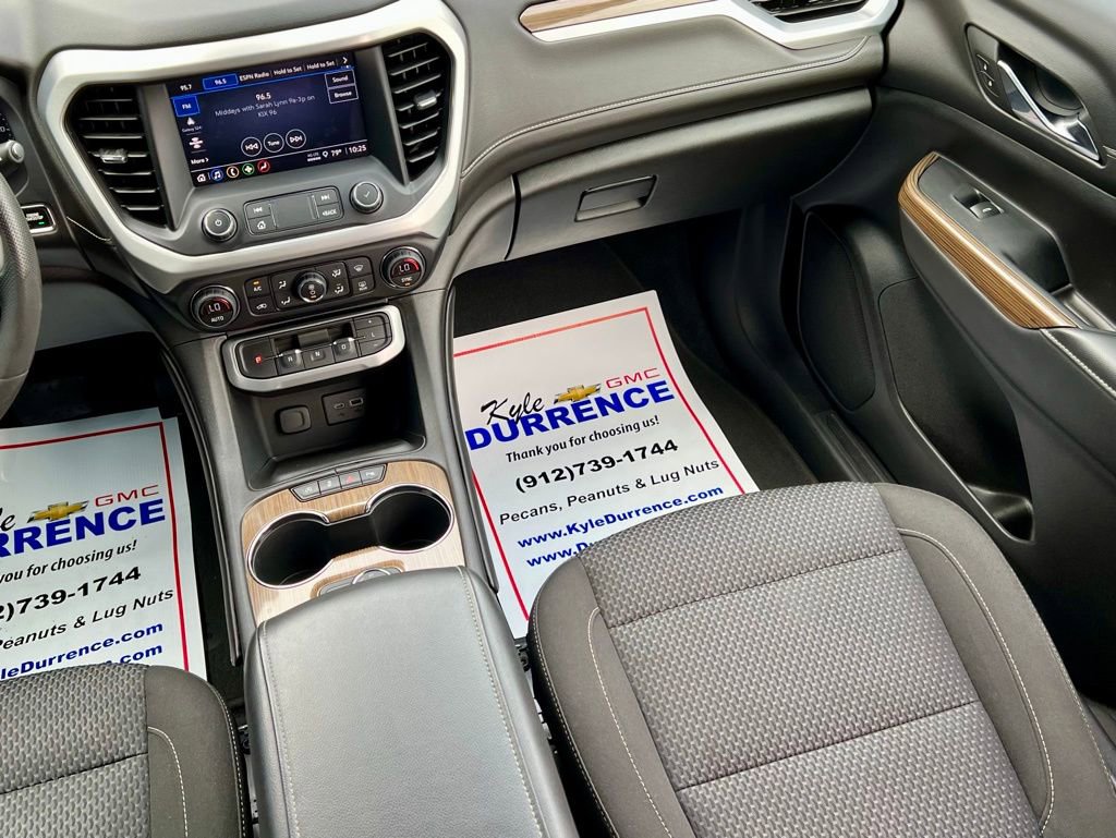 Used 2022 GMC Acadia SLE image 18