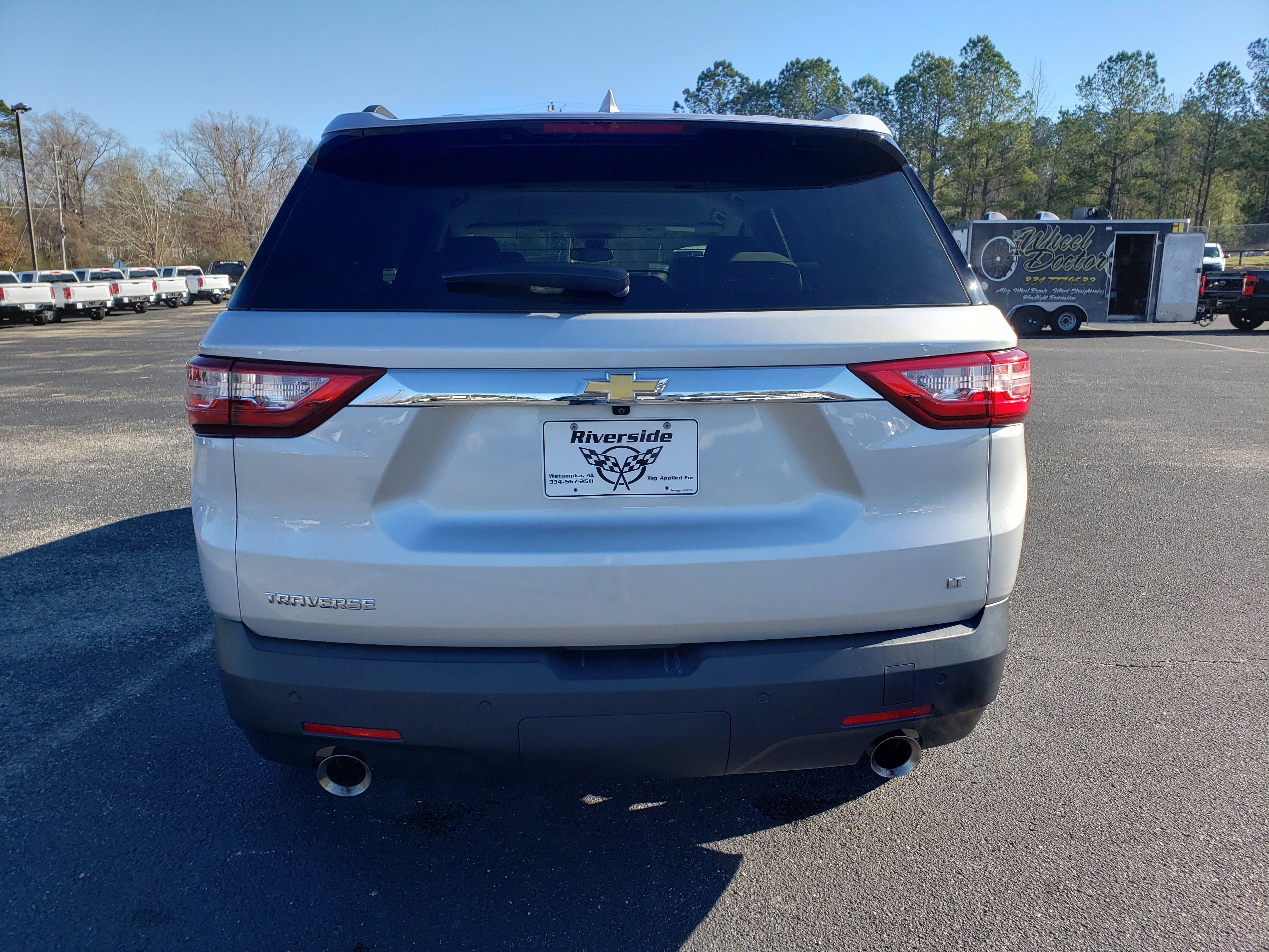 Used 2020 Chevrolet Traverse LT image 8