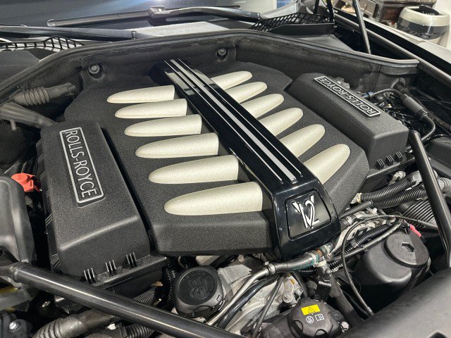 Used 2015 Rolls-Royce Wraith RWD image 7