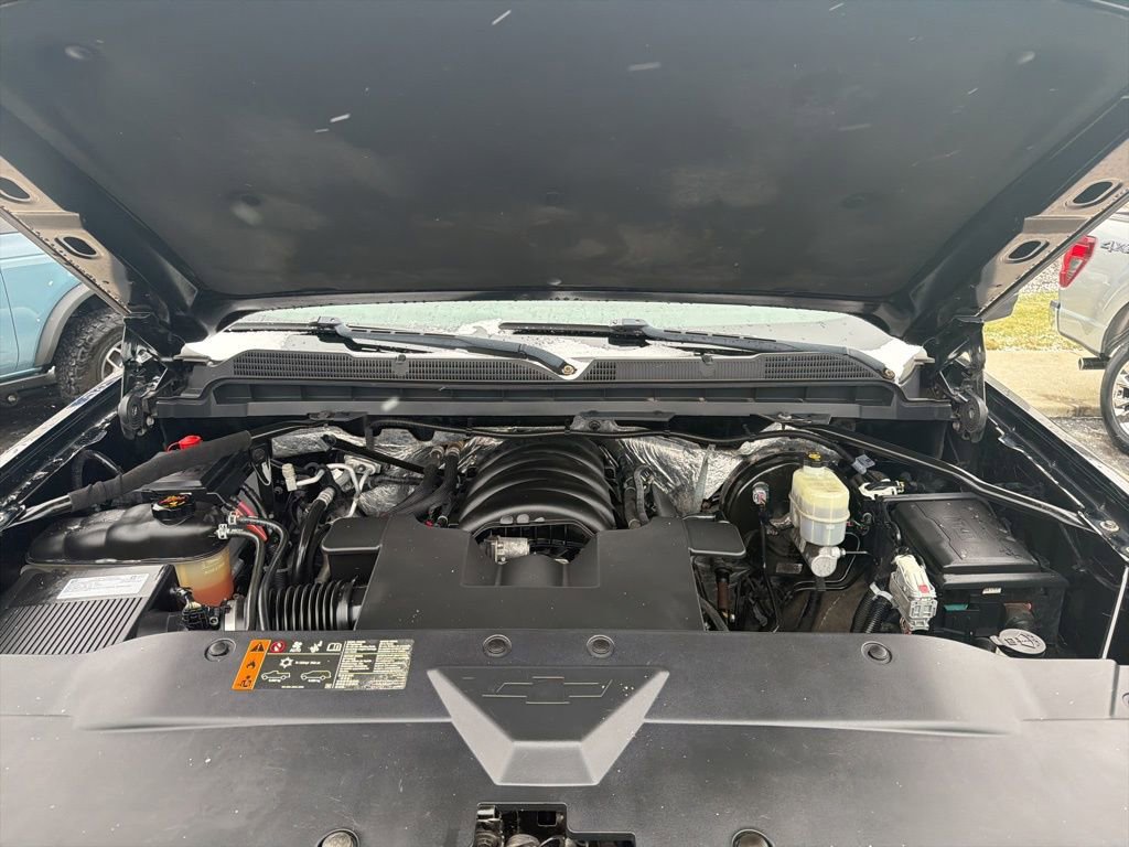 Used 2018 Chevrolet Silverado 1500 LT w/ Midnight Edition image 27