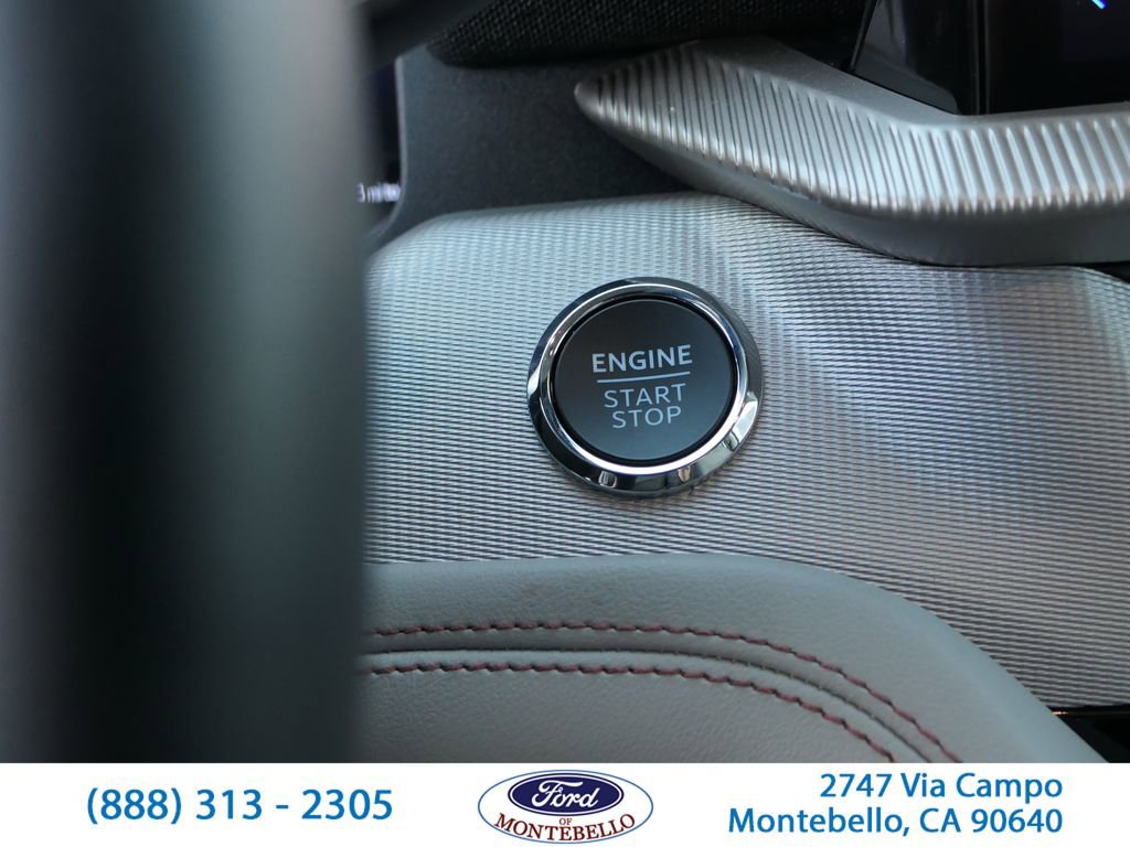 Used 2026 Ford Explorer Active w/ Active Comfort Package RWD image 19