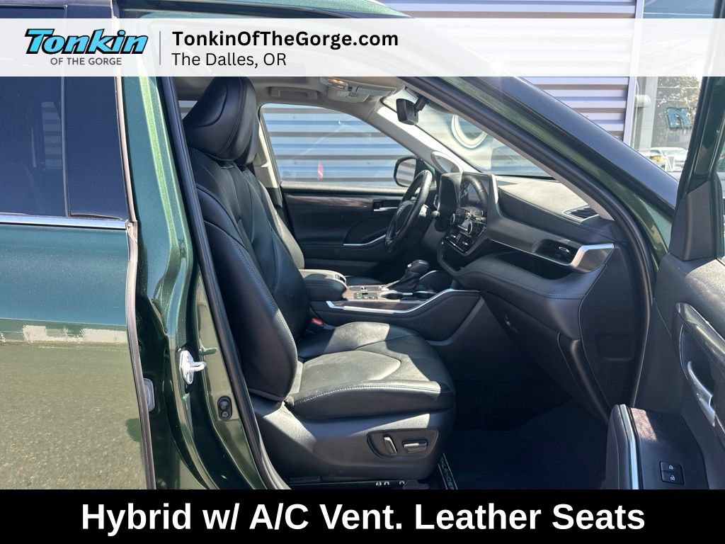 Used 2023 Toyota Highlander Limited AWD/4WD image 29