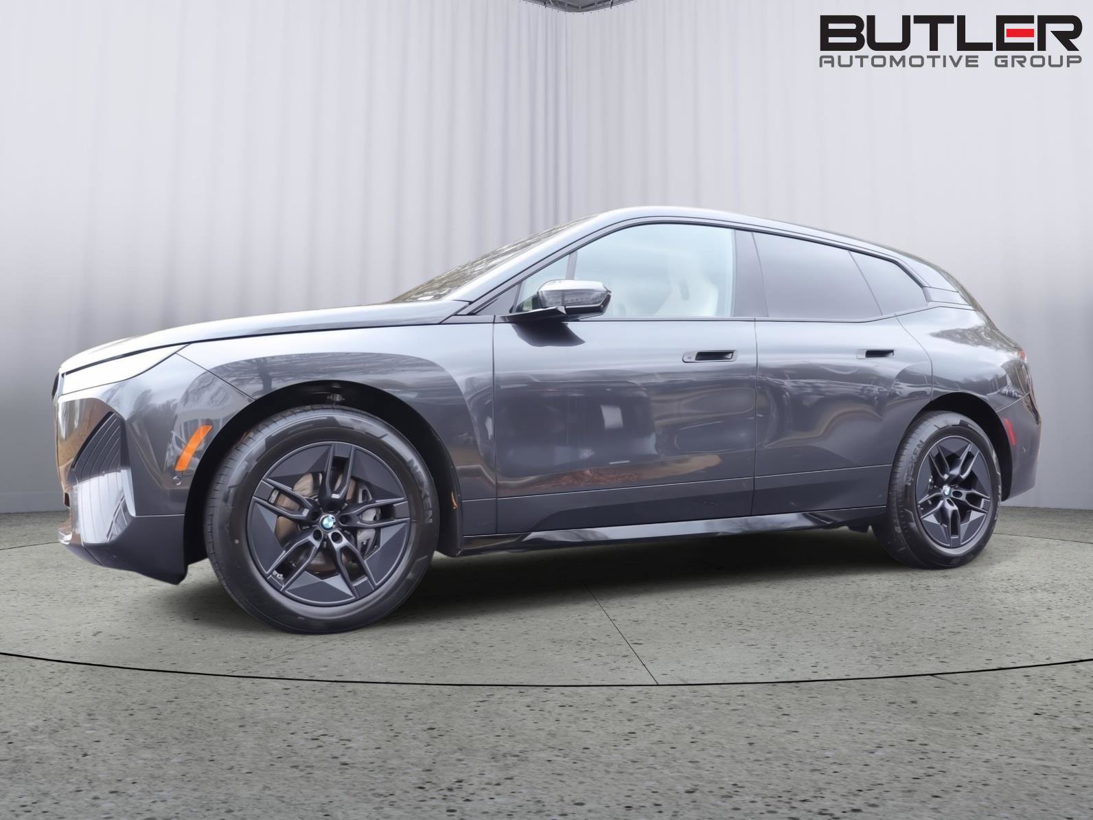 Used 2026 BMW iX xDrive45 image 43