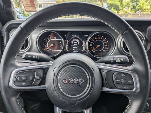 Used 2022 Jeep Wrangler Unlimited Sahara AWD/4WD image 25