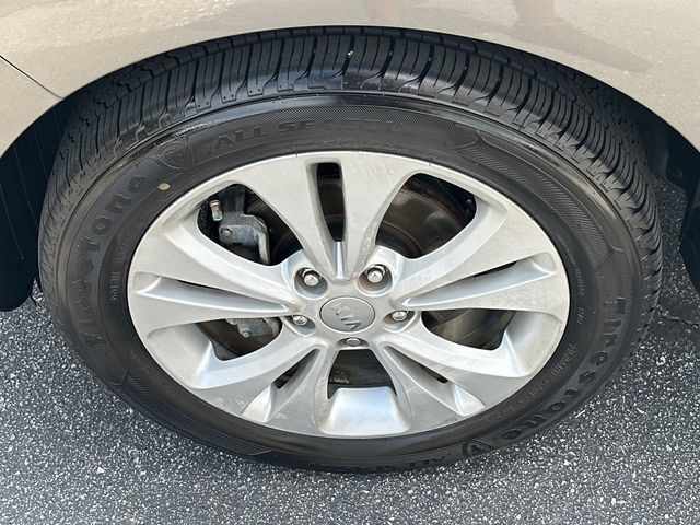 Used 2016 Kia Soul + FWD image 26