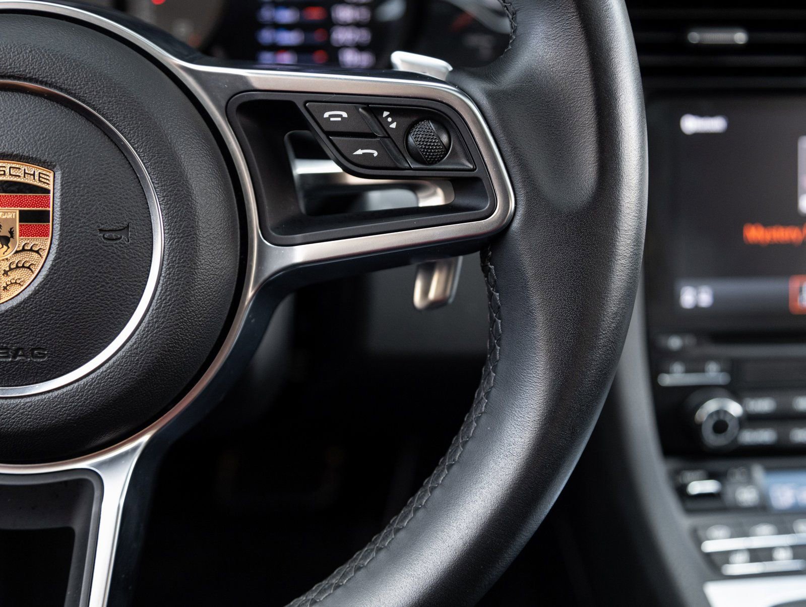 Certified 2019 Porsche 911 Carrera 4S AWD/4WD image 16