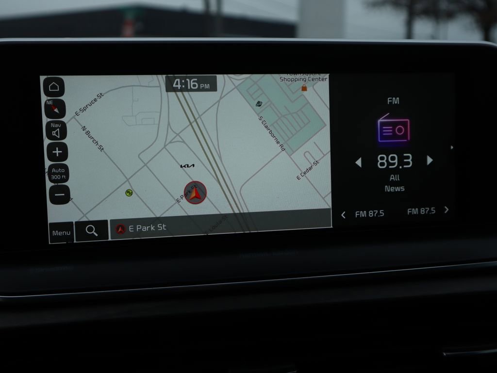 Used 2022 Kia Telluride SX w/ SX Prestige Package image 48