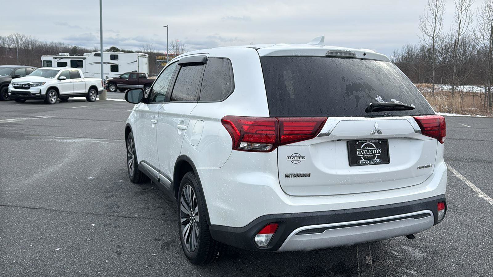 Used 2019 Mitsubishi Outlander ES image 9