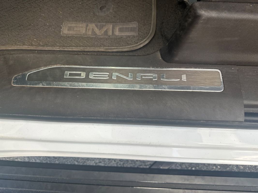 Used 2020 GMC Sierra 1500 Denali w/ Denali Ultimate Package image 25
