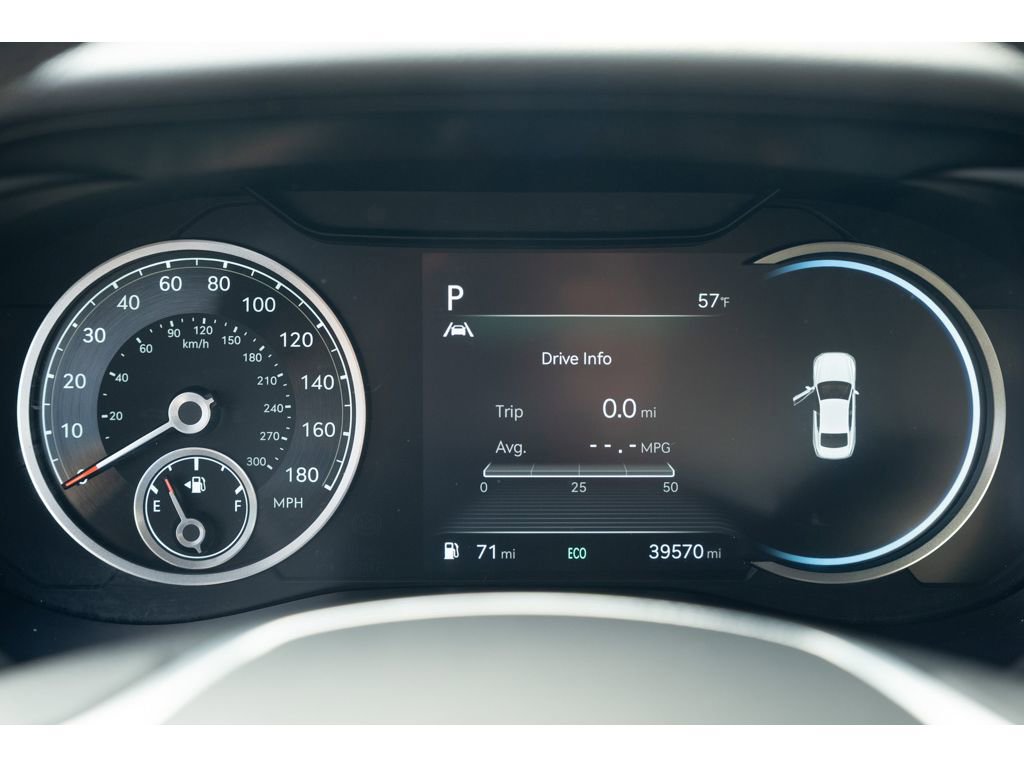 Used 2023 Genesis G70 2.0T image 22