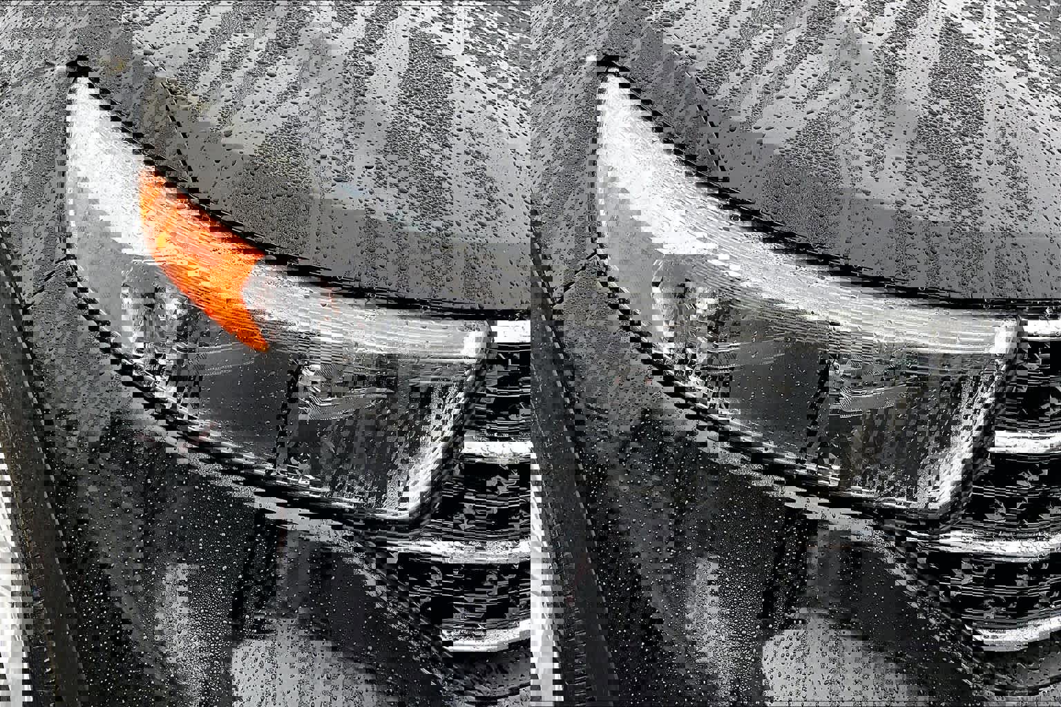 Used 2020 Ford Explorer XLT w/ Equipment Group 202A image 26