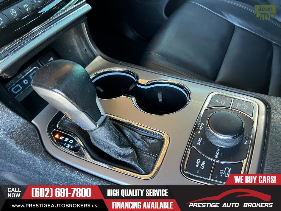 Used 2021 Jeep Grand Cherokee Limited w/ Trailer Tow Group IV image 42