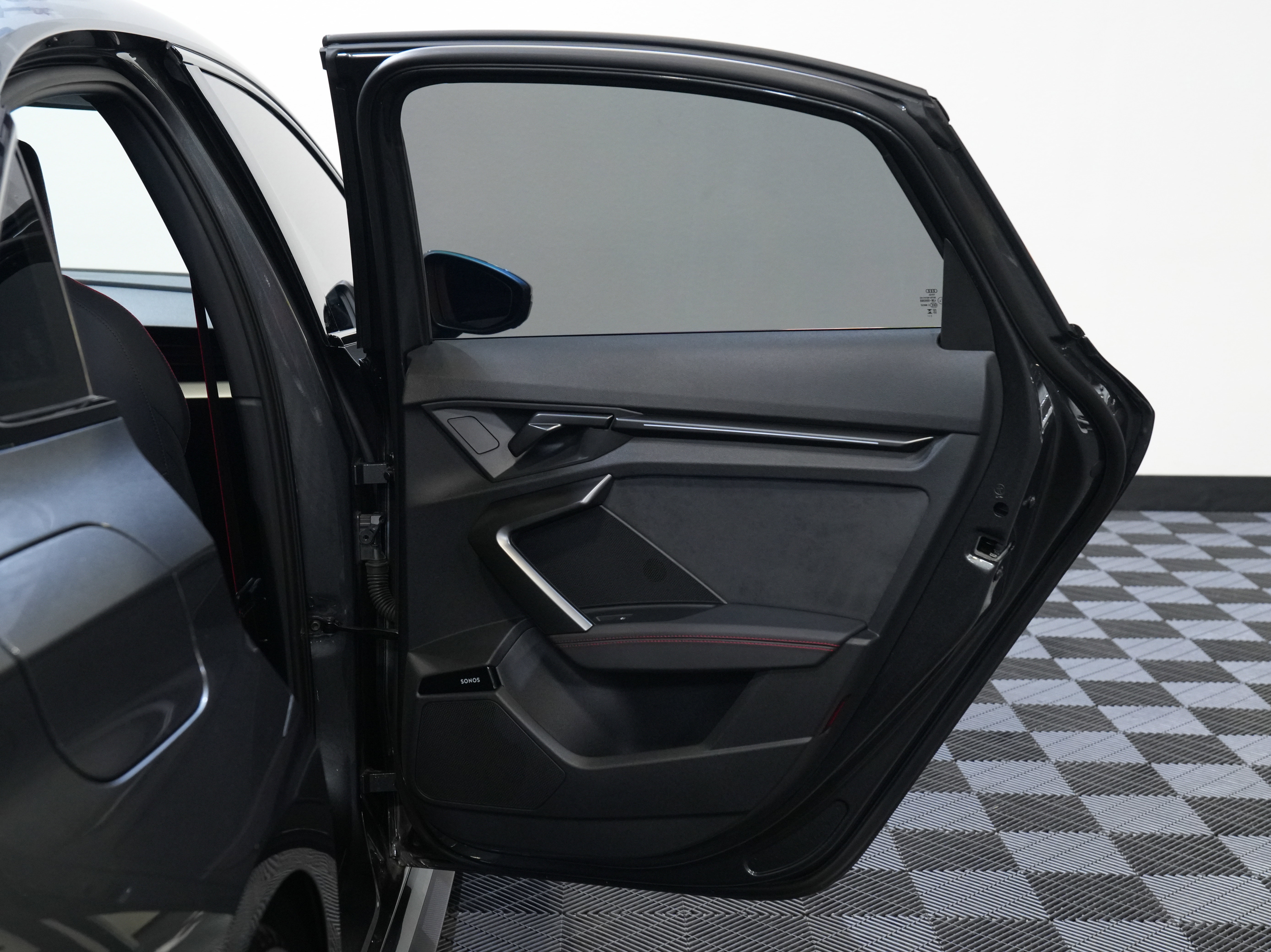 Used 2025 Audi RS 3 image 28