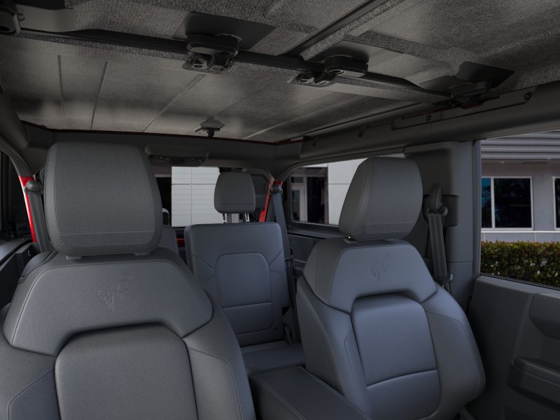 Used 2025 Ford Bronco Badlands AWD/4WD image 12