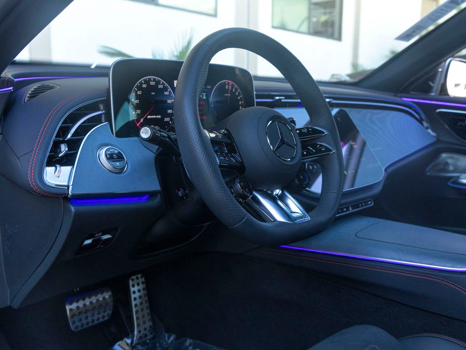 Used 2025 Mercedes-Benz E 53 AMG e 4MATIC Sedan image 15