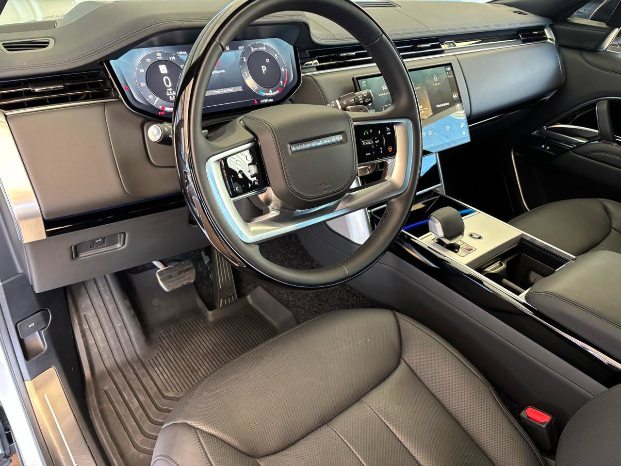 Used 2025 Land Rover Range Rover Long Wheelbase SE image 20