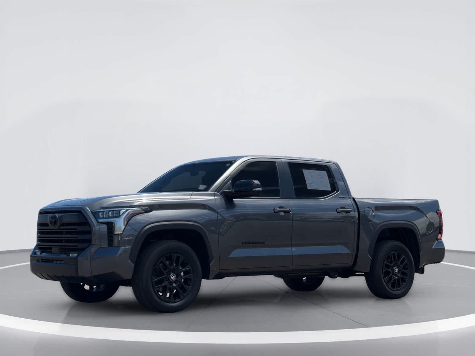 Used 2026 Toyota Tundra Limited AWD/4WD image 2