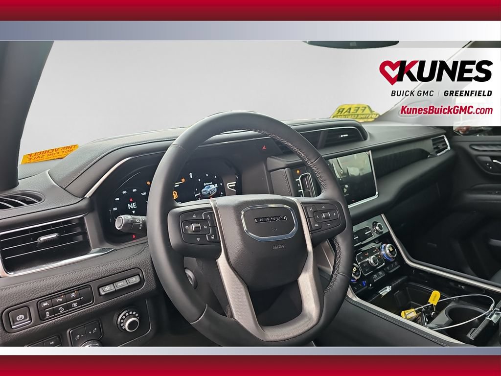 Used 2024 GMC Yukon Denali AWD/4WD image 17