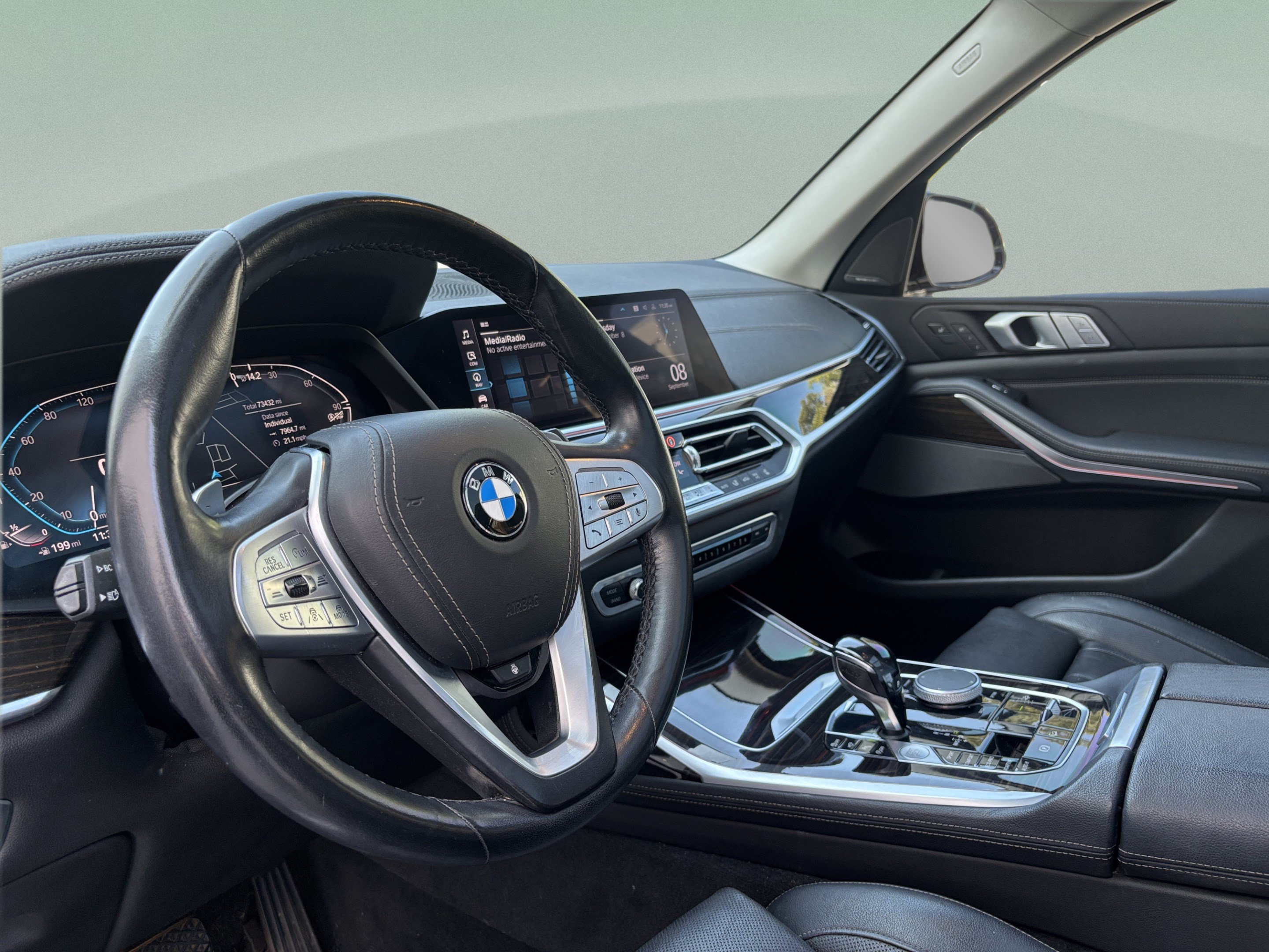 Used 2019 BMW X7 xDrive50i w/ Premium Package AWD/4WD image 19