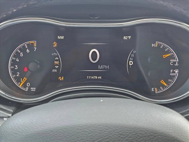 Used 2020 Jeep Grand Cherokee Altitude AWD/4WD image 10