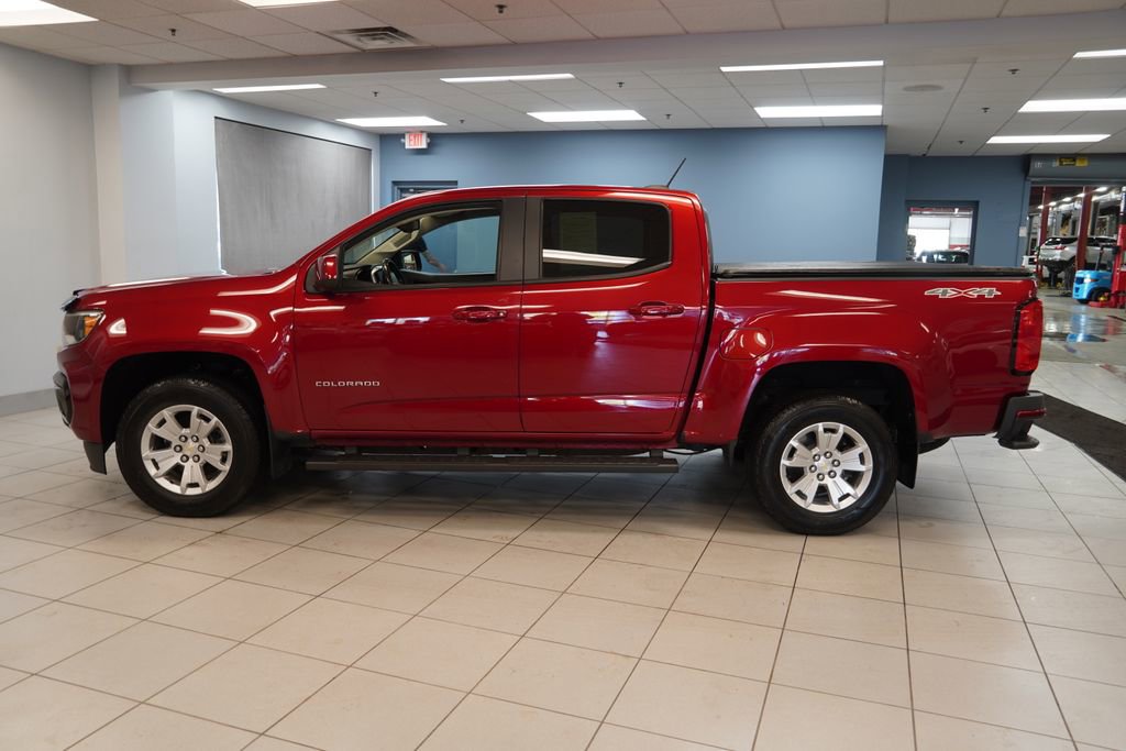 Used 2021 Chevrolet Colorado LT w/ LT Convenience Package AWD/4WD image 2