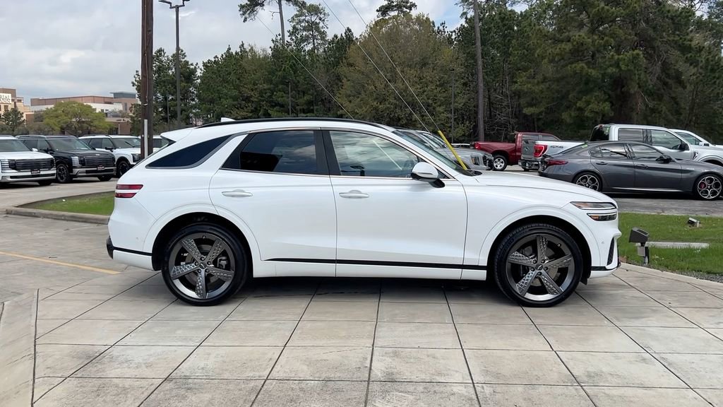 Used 2022 Genesis GV70 3.5T Sport w/ Sport Prestige Package image 15