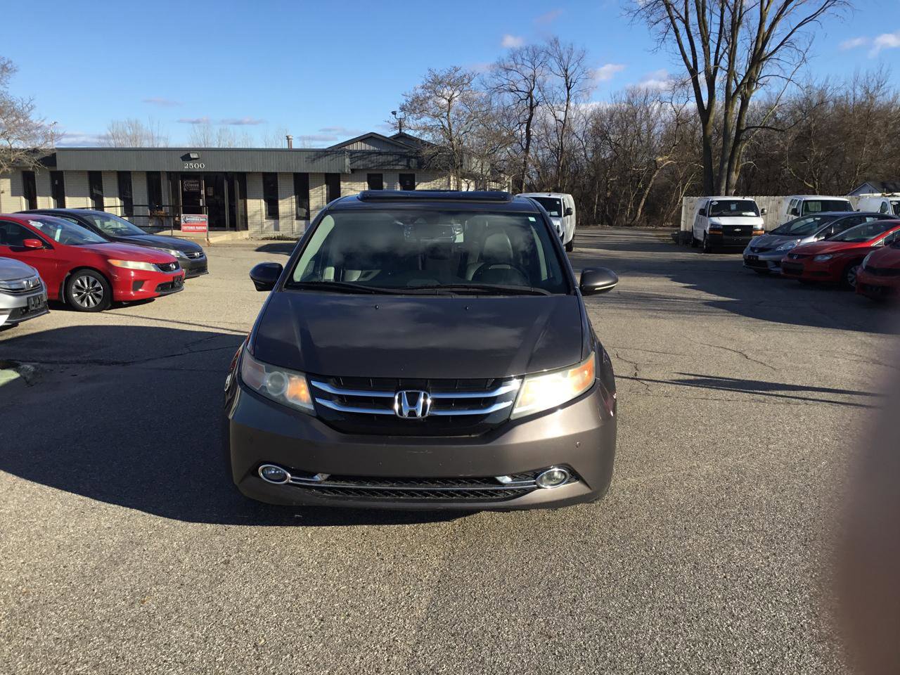 Used 2016 Honda Odyssey Touring image 2