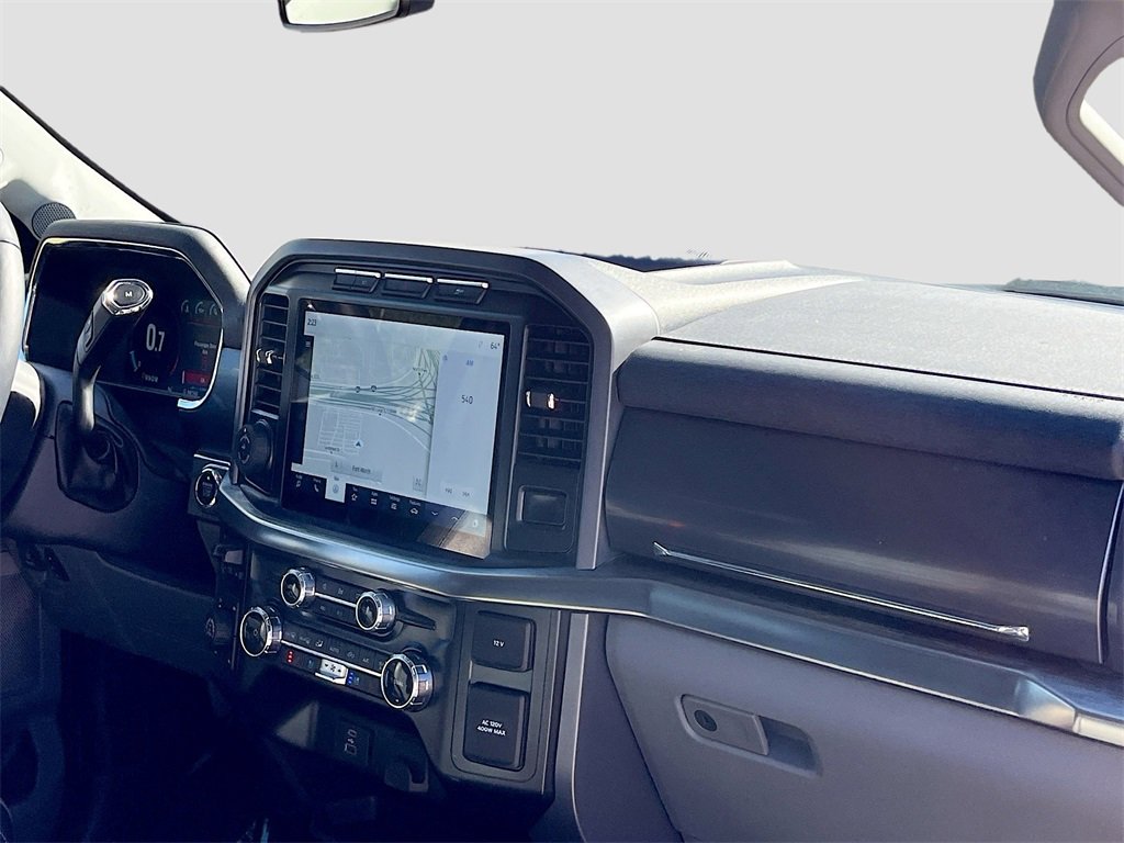 Used 2022 Ford F150 Lariat w/ Equipment Group 501A Mid image 30